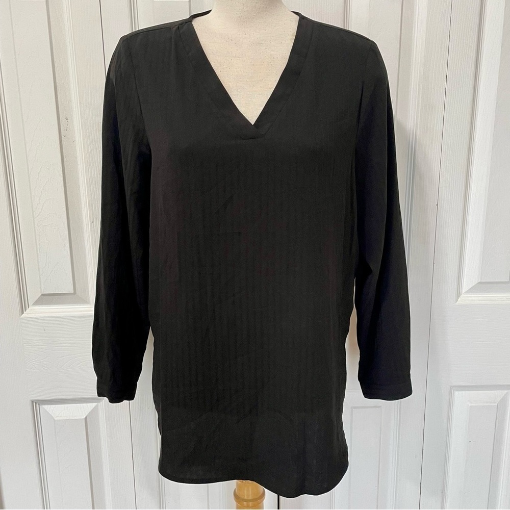 Adrianna Papell Black V-Neck Pin Striped Long Sleeve Blouse Size Large